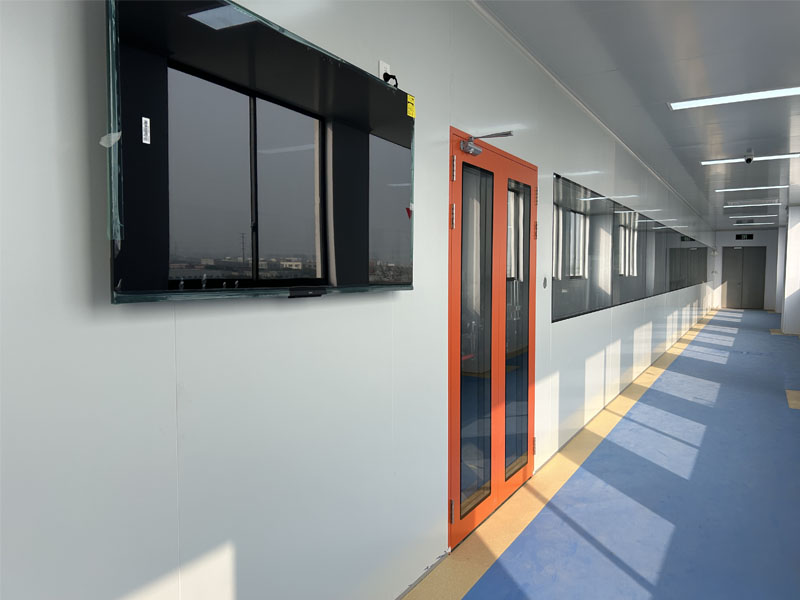 昆山華偉達牛奶杯產(chǎn)品加工10萬級潔凈車間完工驗收交付